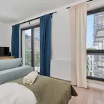 公寓 Center Mirrors With Parking By Renters